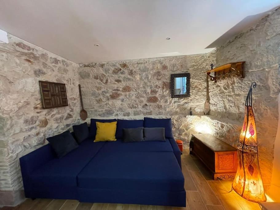 Stone Inn Near Acropolis & Metro 石头记 Felsenhohle 雅典 外观 照片