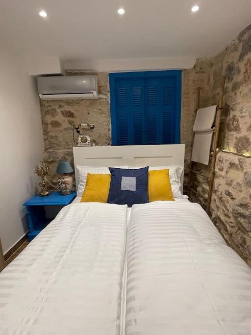 Stone Inn Near Acropolis & Metro 石头记 Felsenhohle 雅典 外观 照片