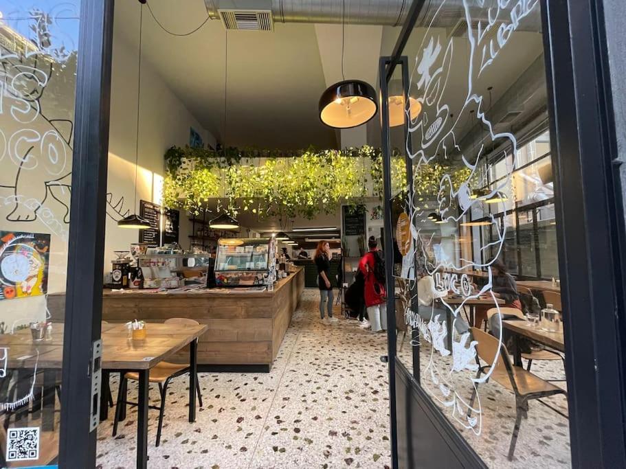 Stone Inn Near Acropolis & Metro 石头记 Felsenhohle 雅典 外观 照片